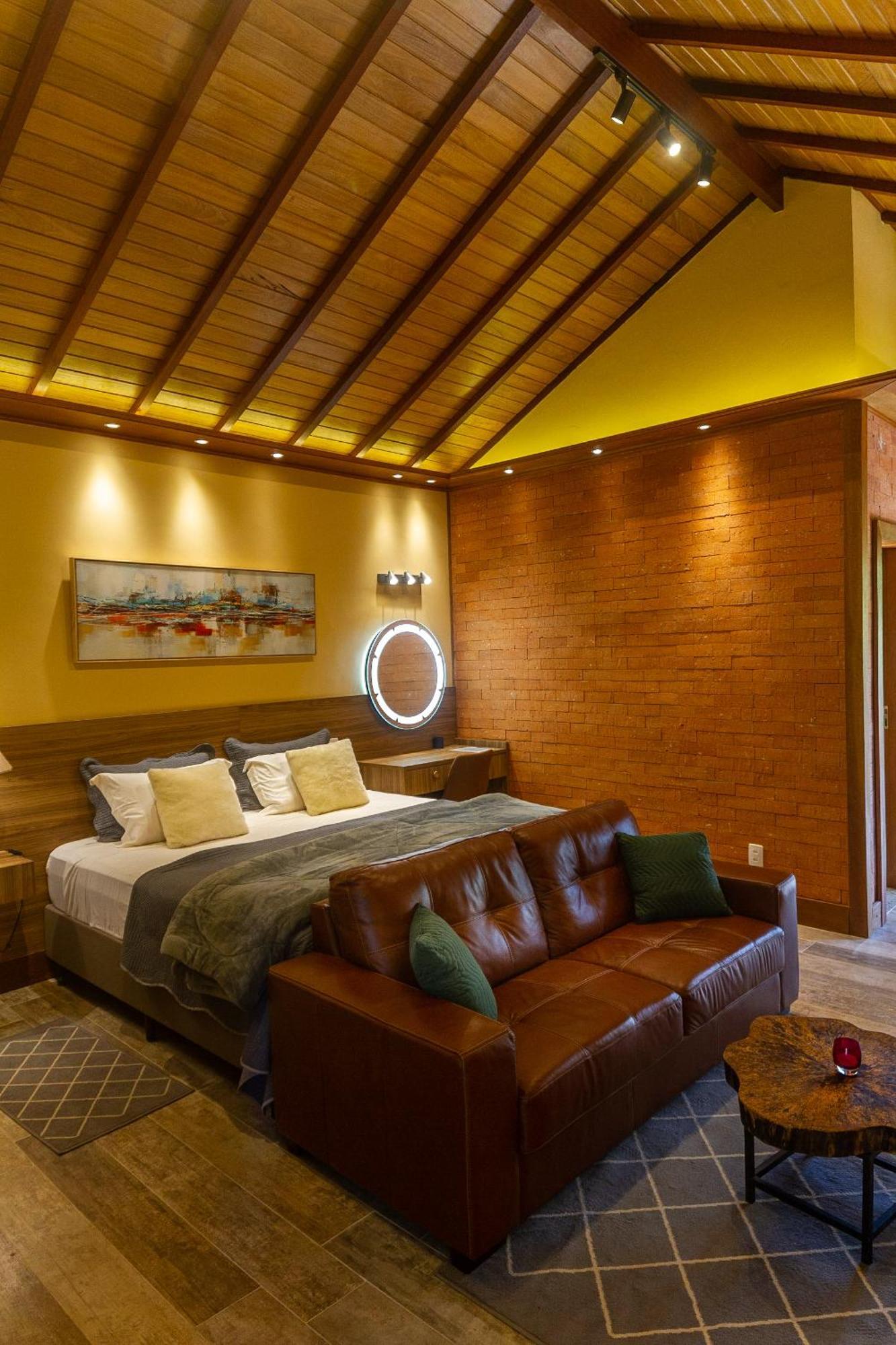 Wisma tamu Don Pascual